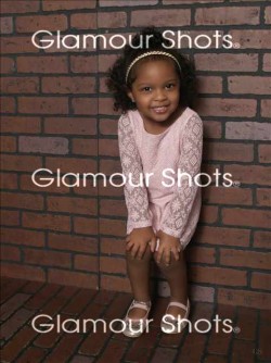 Glamour Shots Janelle