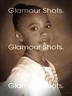Glamour Shots Ariana